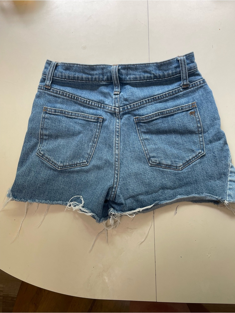 Madewell High-Rise Denim Shorts: Pieced Edition Size 25 - Picture 5 of 11